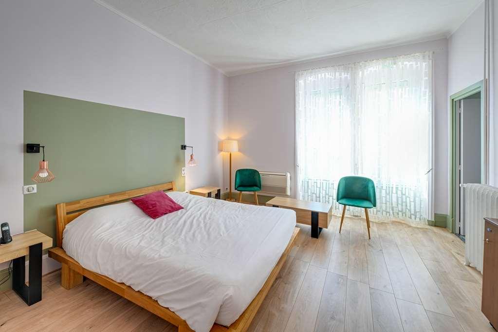 Brit Hotel Roanne - Le Grand Hotel Cameră foto